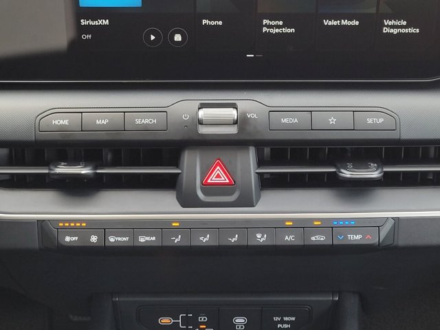 New 2026 Kia K4 FWD image 15