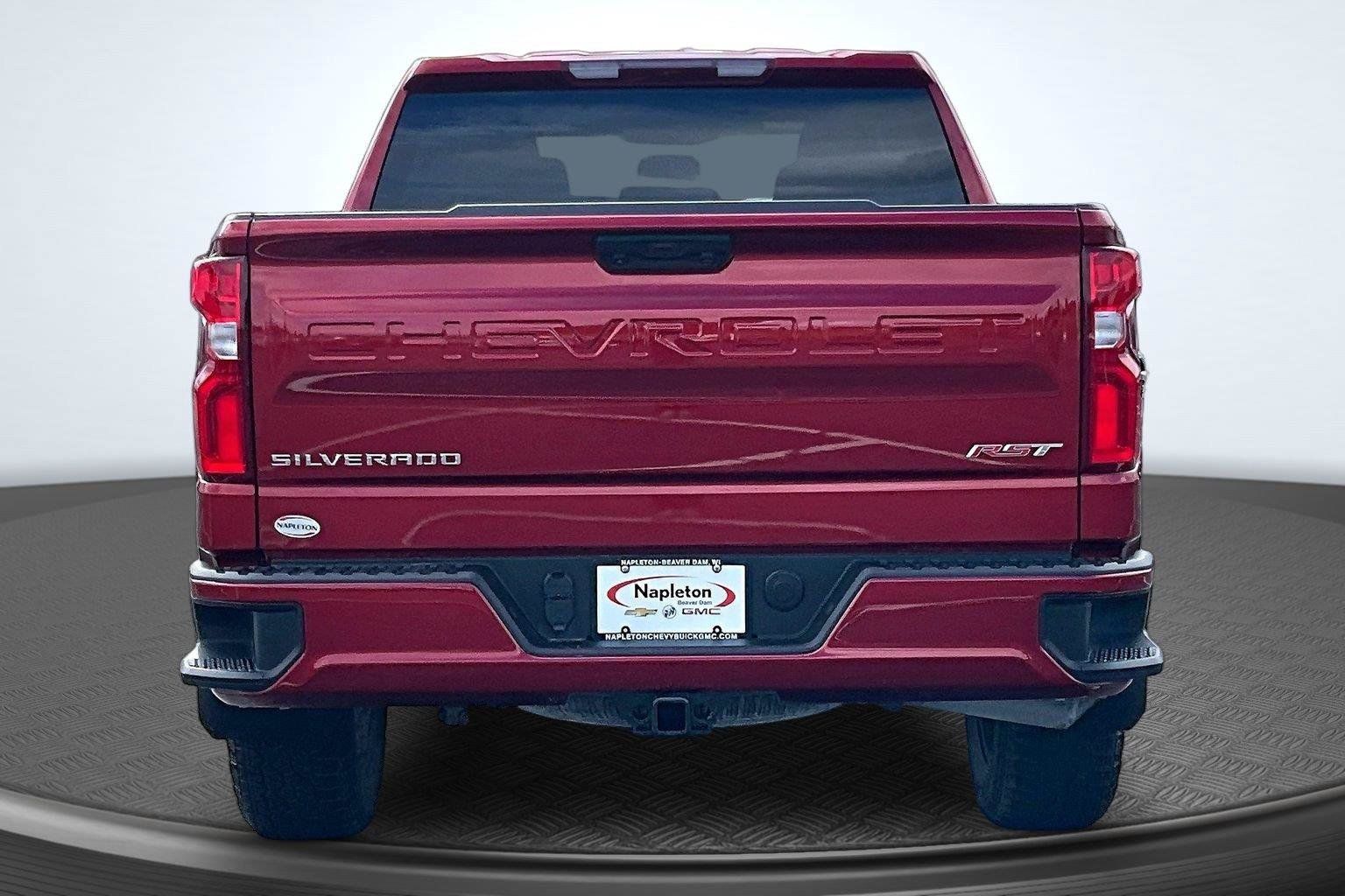 Used 2024 Chevrolet Silverado 1500 RST w/ Protection Package AWD/4WD image 4