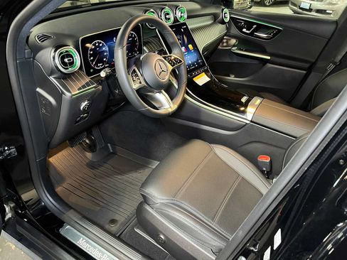 Used 2026 Mercedes-Benz GLC 300 4MATIC image 26