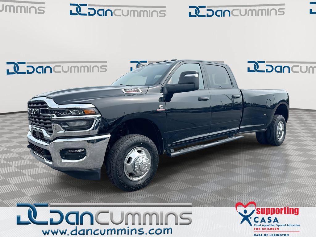 Used 2026 RAM 3500 Tradesman AWD/4WD image 1