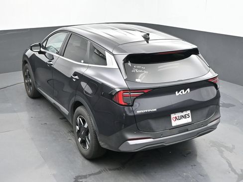 Used 2026 Kia Sportage LX FWD image 21