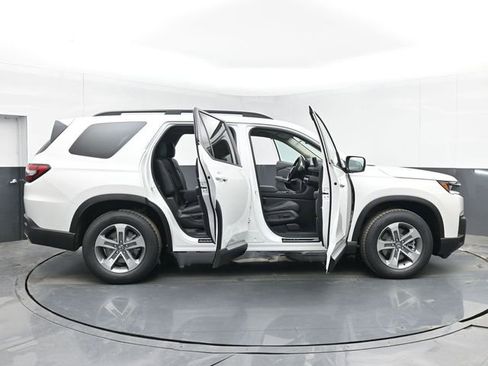 New 2026 Honda Pilot EX-L image 49