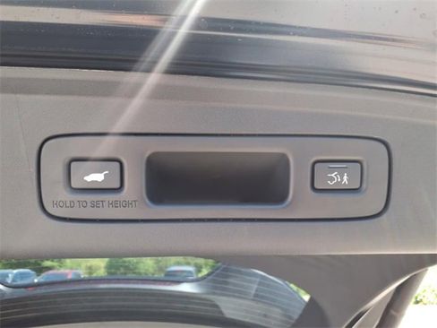 Used 2025 Acura ADX A-Spec image 10