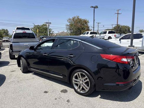 Used 2013 Kia Optima SX w/ Limited Pkg FWD image 2