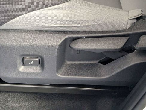 Certified 2025 Toyota Tacoma TRD Sport AWD/4WD image 13