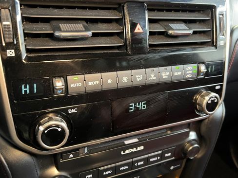 Used 2023 Lexus GX 460 Premium image 49