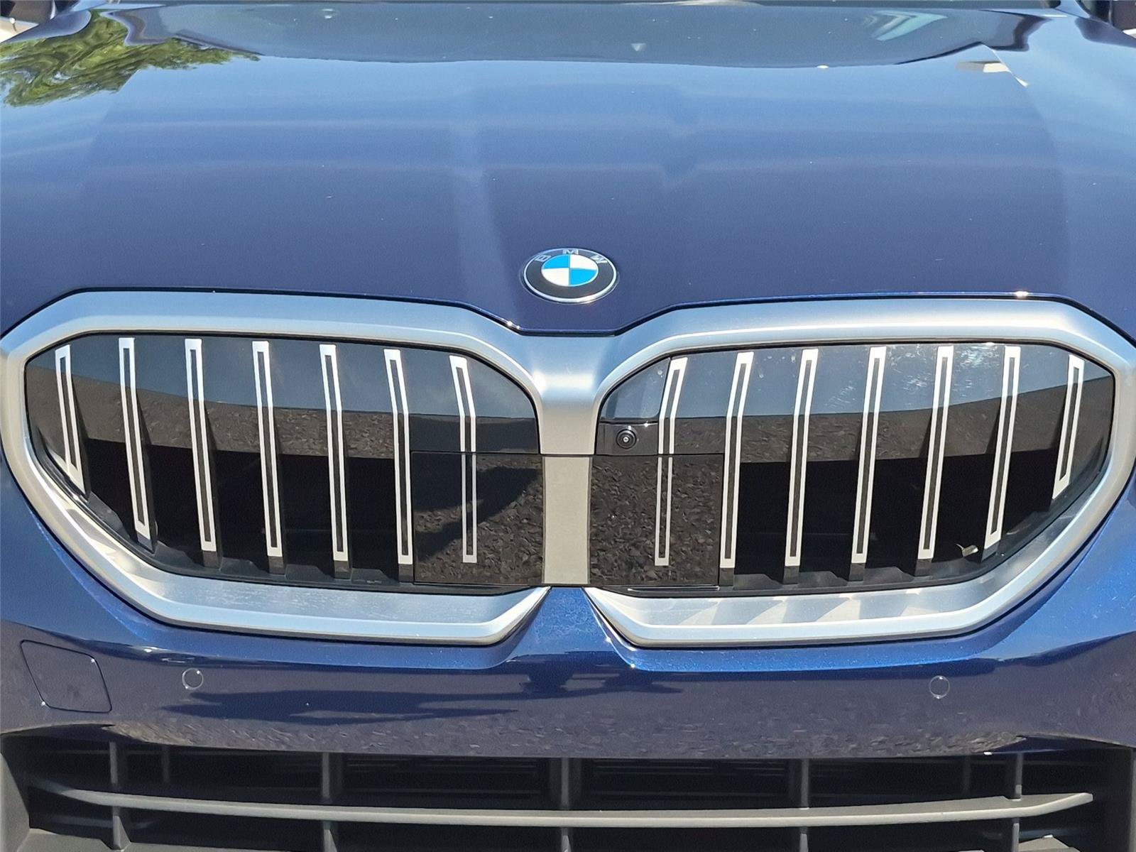 Used 2026 BMW 530i xDrive w/ Premium Package AWD/4WD image 14