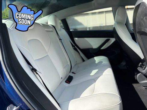 Used 2019 Tesla Model 3 Standard Range RWD image 14
