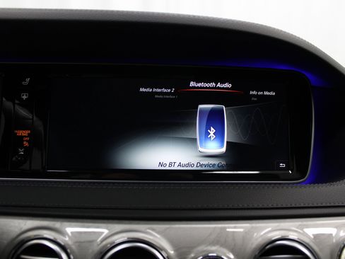 Used 2015 Mercedes-Benz S 550 4MATIC Sedan image 46
