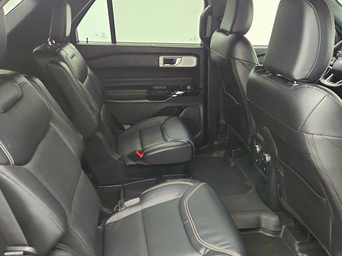 Used 2021 Ford Explorer ST w/ Equipment Group 401A image 25