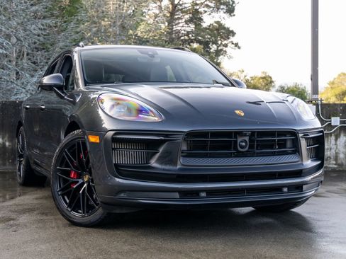 Used 2023 Porsche Macan GTS image 9