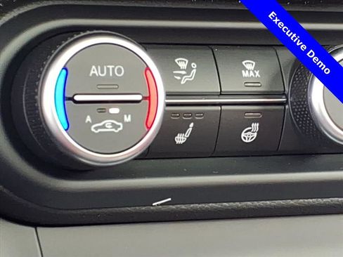 New 2025 Alfa Romeo Stelvio Sprint w/ Veloce Package image 22