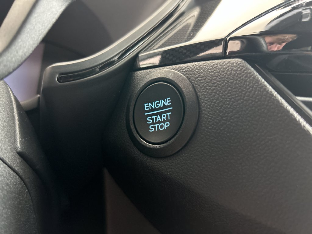 Used 2023 Ford Escape ST-Line FWD image 24