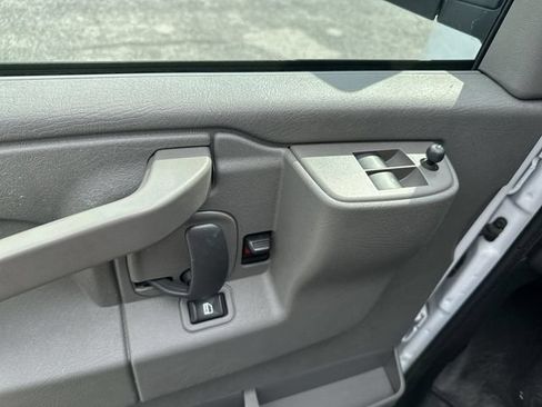 Used 2025 GMC Savana 2500 w/ Driver Convenience Package RWD image 17