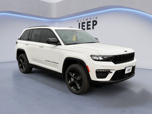 New 2025 Jeep Grand Cherokee Limited w/ Luxury Tech Group II image 9