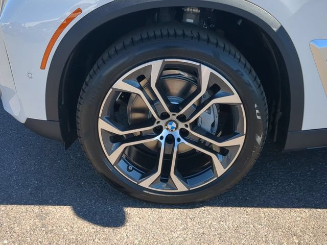 Used 2026 BMW X5 sDrive40i w/ Premium Package RWD image 10
