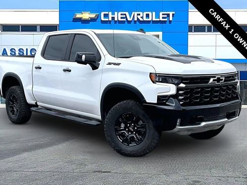 Used 2024 Chevrolet Silverado 1500 ZR2 w/ Technology Package image 1
