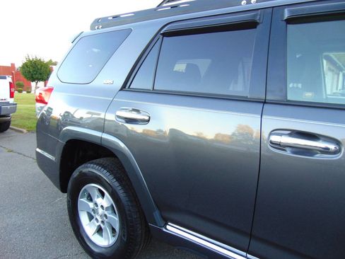 Used 2012 Toyota 4Runner SR5 image 42