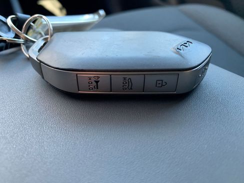 Used 2025 Kia K4 LXS image 22