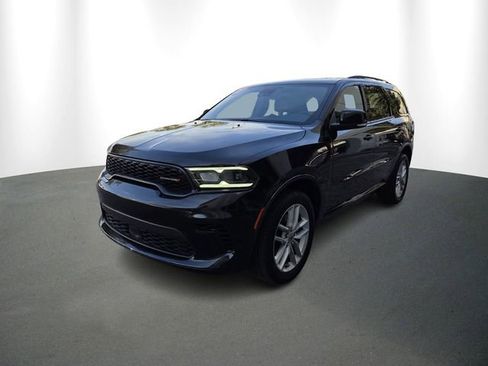 Used 2024 Dodge Durango GT image 2