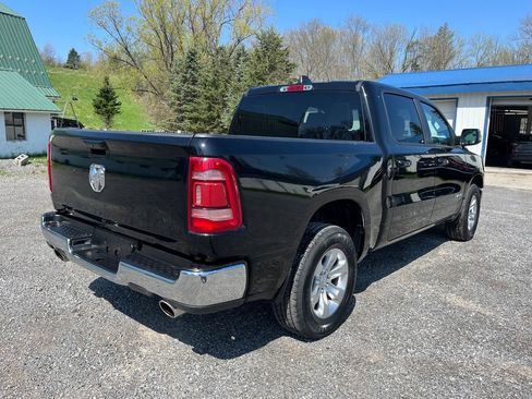 Used 2024 RAM 1500 Laramie AWD/4WD image 5