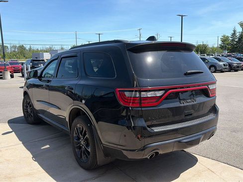 Used 2023 Dodge Durango GT AWD/4WD image 3