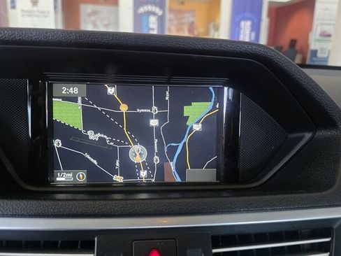 Used 2012 Mercedes-Benz E 350 4MATIC Sedan image 16