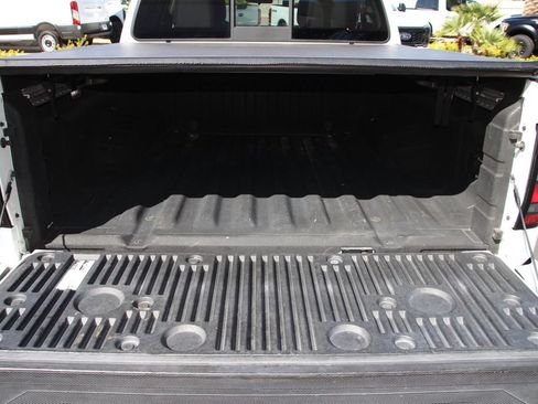 Used 2022 Nissan Frontier SV RWD image 24