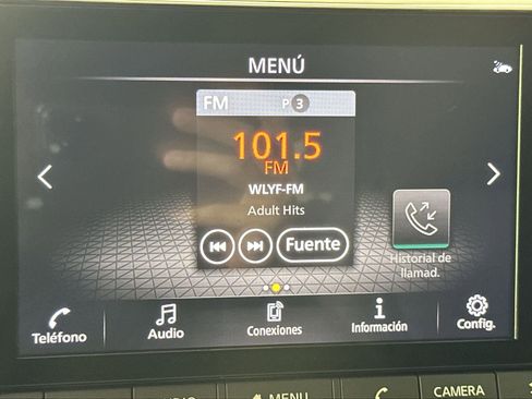 Used 2023 Nissan Rogue SV FWD image 16