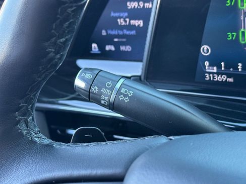 Certified 2024 Cadillac Escalade Sport image 34