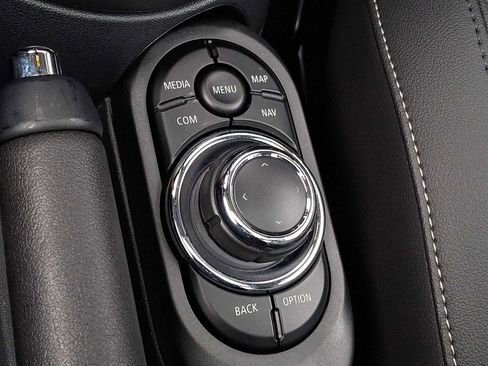 Used 2024 MINI Cooper S FWD image 20