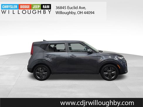 Used 2021 Kia Soul EX FWD image 4
