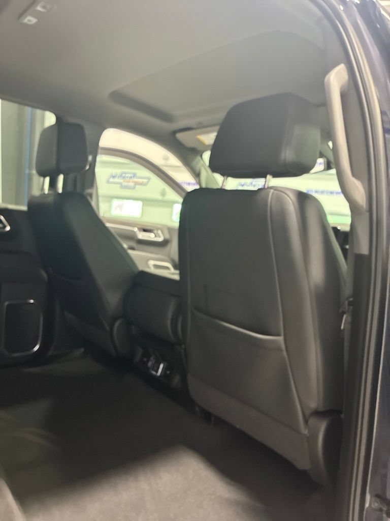 Used 2025 GMC Sierra 1500 SLT AWD/4WD image 41