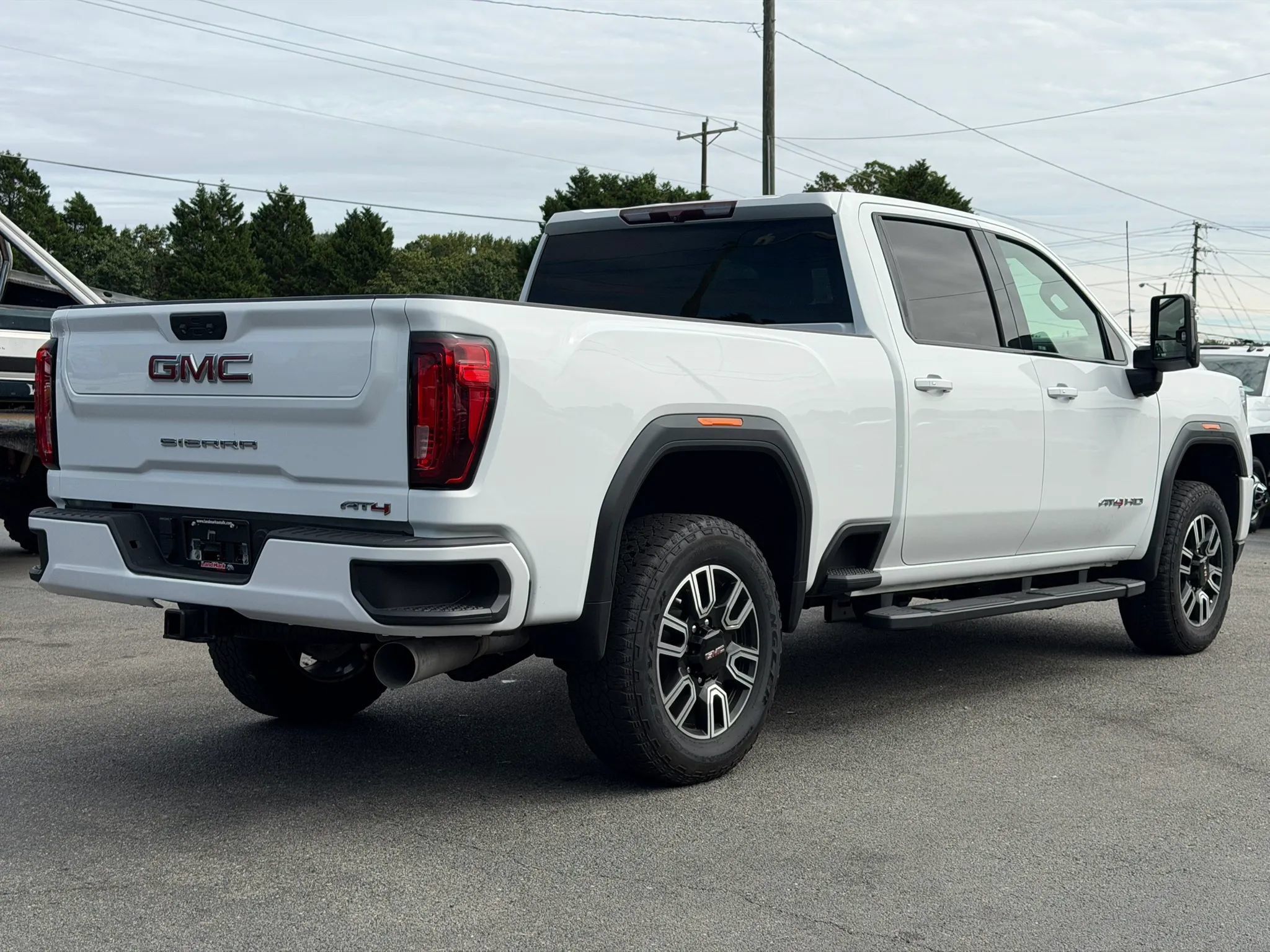 Used 2022 GMC Sierra 2500 AT4 w/ Gooseneck/5TH Wheel Package AWD/4WD image 5