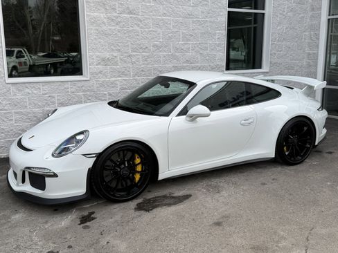 Used 2014 Porsche 911 GT3 image 1