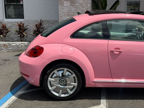 Used 2014 Volkswagen Beetle 2.5 FWD image 16