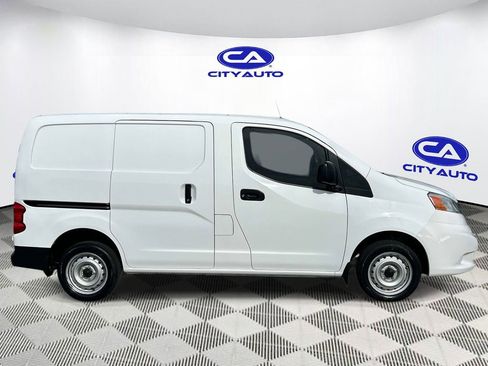 Used 2021 Nissan NV200 S FWD image 2