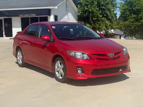Used 2012 Toyota Corolla S FWD image 1