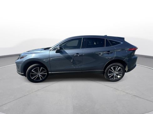 Used 2022 Toyota Venza LE AWD/4WD image 9