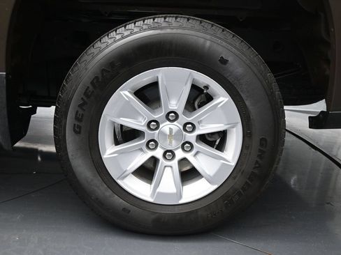 Used 2023 Chevrolet Silverado 1500 LT RWD image 21