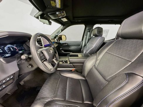 Used 2023 Toyota Tundra Platinum AWD/4WD image 22