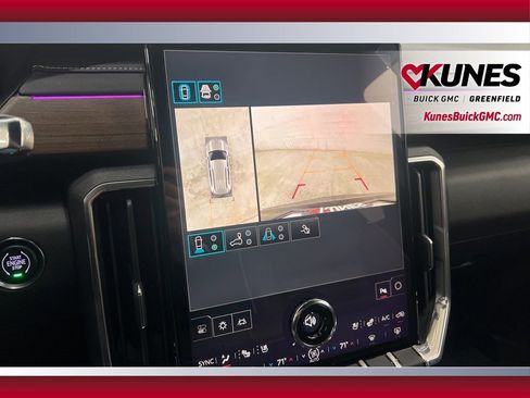 New 2026 GMC Acadia Denali Ultimate w/ LPO, Floor Liner Package AWD/4WD image 30