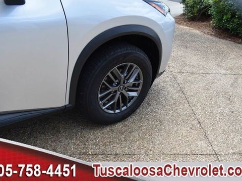Used 2024 Nissan Rogue S FWD image 12