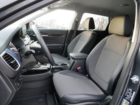 Certified 2023 Kia Seltos S w/ Navigation Package image 35