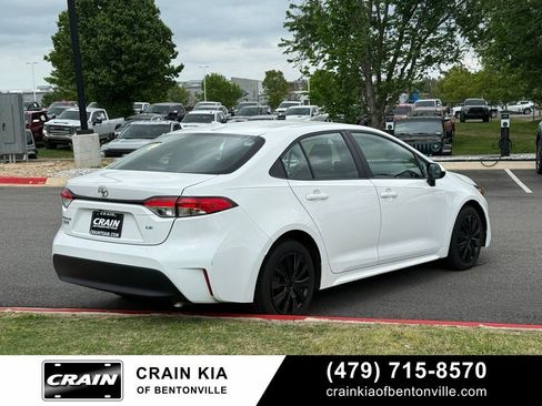 Used 2024 Toyota Corolla LE FWD image 7