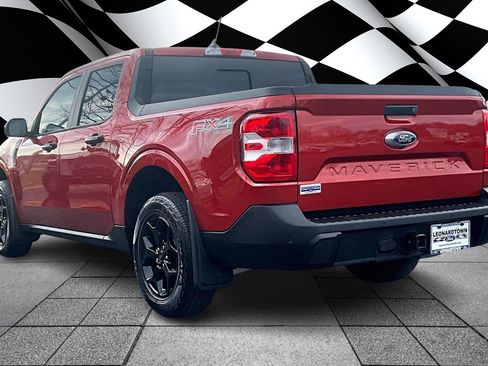 Used 2024 Ford Maverick Lariat w/ FX4 Off-Road Package image 12