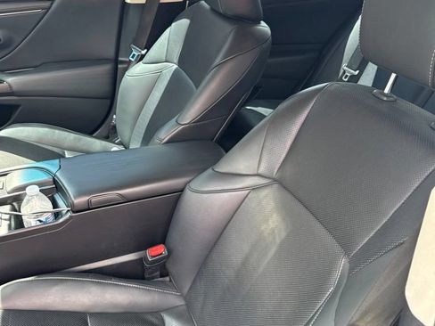 Used 2020 Lexus ES 300h w/ Premium Package FWD image 10