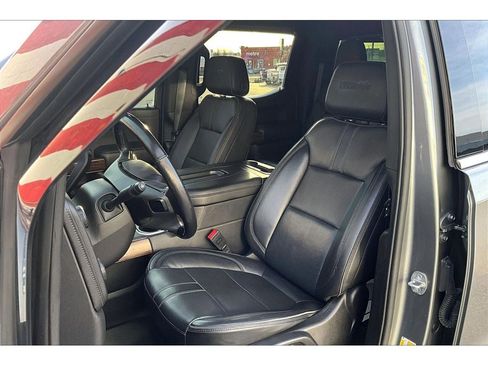 Used 2020 Chevrolet Silverado 1500 High Country image 28