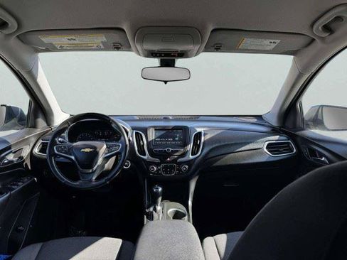 Used 2018 Chevrolet Equinox LT FWD image 41