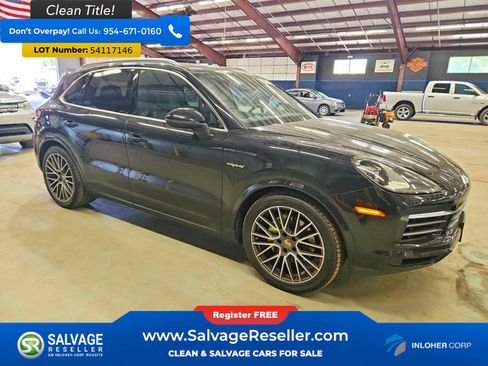 Used 2019 Porsche Cayenne E-Hybrid AWD/4WD image 5